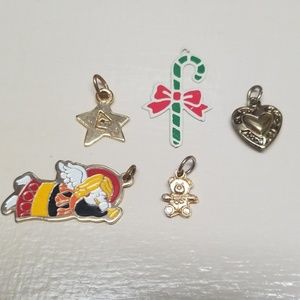 Lot of 5 vintage holiday charms